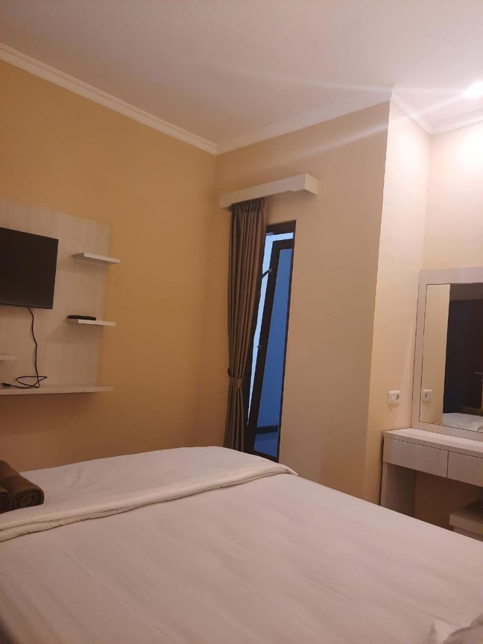 Hotel Omah Joglo Bugis Wendit Zewnętrze zdjęcie