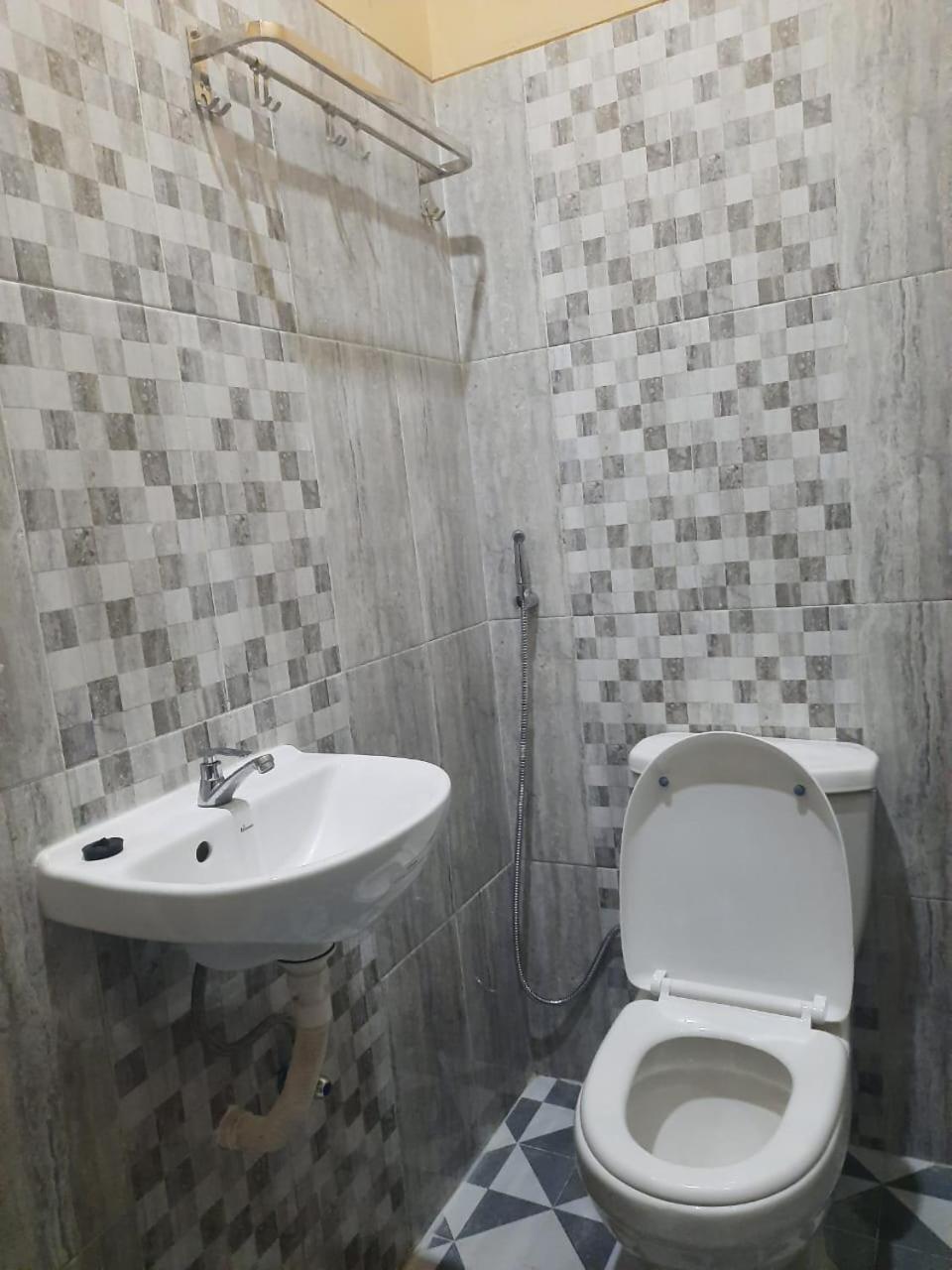 Hotel Omah Joglo Bugis Wendit Zewnętrze zdjęcie
